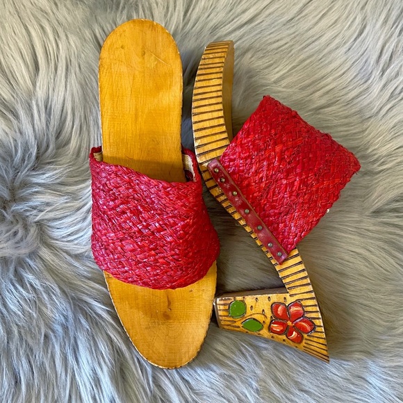VTG | 1950s Hawaiian Made Raffia Straw Carved Wood Platform Chunky Heels - Picture 1 of 14